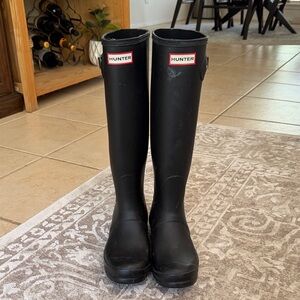 Hunter Matte Black Tall Rubber Rain Boots